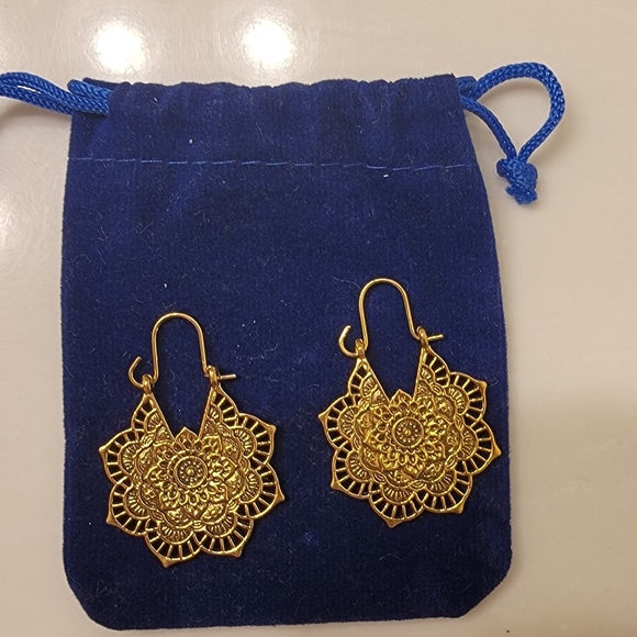 Nwt Earrings Mandala Earrings - Picture 1 of 2